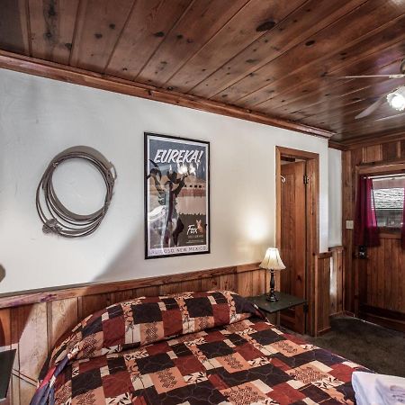 Apache Village Cabinette 11, Queen Bed, Midtown, Sleeps 2 ルイドソ エクステリア 写真